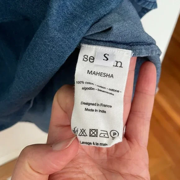 Sessùn Mahesha Embroidered Denim Blouse - Picture 6 of 7